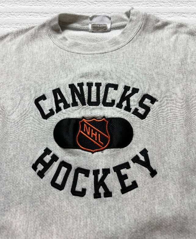 Vancouver Canucks Vintage NHL Logo Champion Reverse Weave Crewneck (M)