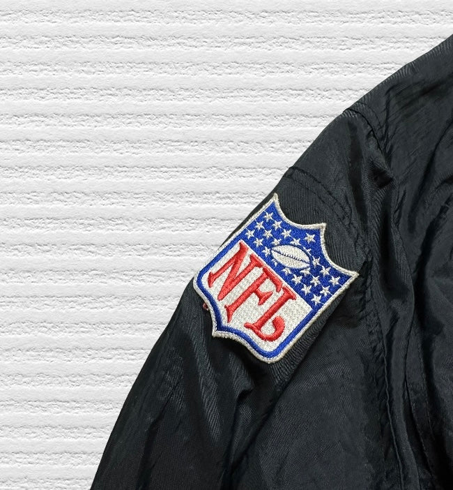 Vintage 90s Apex One Oakland Raiders Jacket (XL)