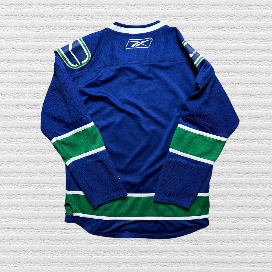 Vancouver Canucks Reebok Jersey Size (L)