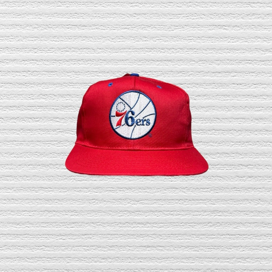 Philadelphia 76ers Vintage 90s NBA SnapBack (Deadstock)