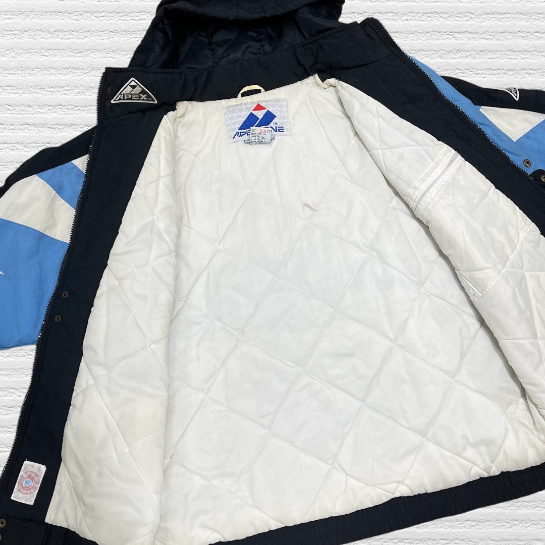 Vintage 90s UNC Tar Heels Sharktooth Puffer Jacket (L)